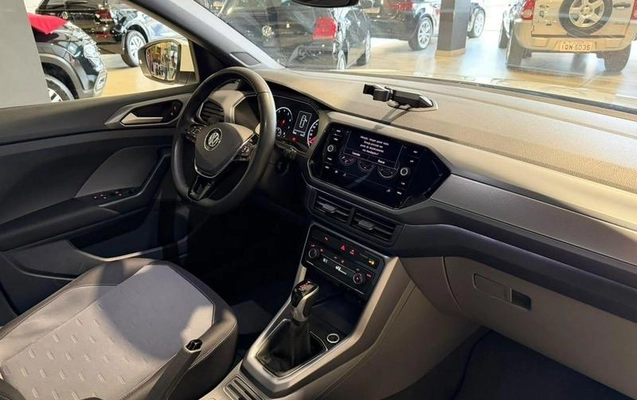 imagem-https://www.socarrao.com.br/sc-vehicle-images-prod/4388542/1792408021903-8552838_5_B_f00a400f5c.jpeg