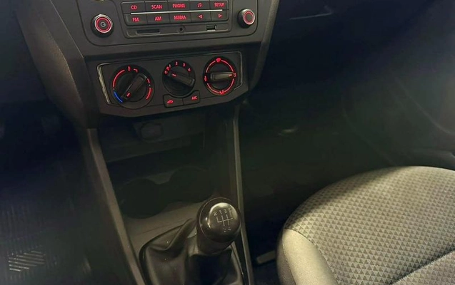 imagem-https://www.socarrao.com.br/sc-vehicle-images-prod/4388576/1792409447328-8564110_15_B_ff42276291.jpeg