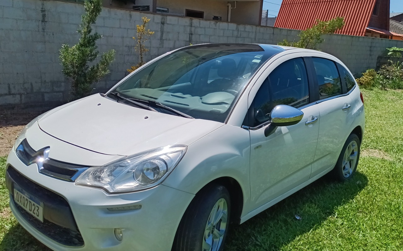 Citroën C3 2014 Branco — foto 1 de 3