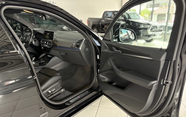 imagem-https://www.socarrao.com.br/sc-vehicle-images-prod/4388584/1792673007550-Ypis8IA6AyJY9mXRHKrZWZ0xxMafpDIY.jpg