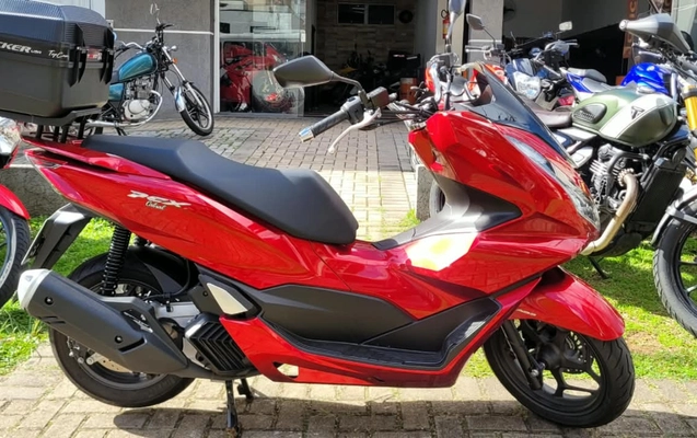 imagem-https://www.socarrao.com.br/sc-vehicle-images-prod/4388585/1792410601786-ODYuanBlZw.jpeg