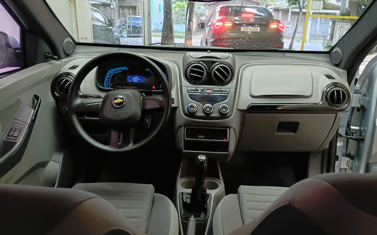 imagem-https://www.socarrao.com.br/sc-vehicle-images-prod/4388592/1792411421378-V2hhdHNBcHAgSW1hZ2UgMjAyNi0xMC0xNyBhdCAxNy4zMC4wMS5qcGVn.jpeg