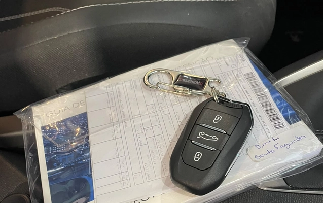 imagem-https://www.socarrao.com.br/sc-vehicle-images-prod/4388595/1792411541708-003_2c41e5f14afcd922a9b80edd61a24485.jpg