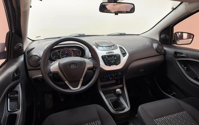 imagem-https://www.socarrao.com.br/sc-vehicle-images-prod/4388599/1792765477379-8504933_16_B_ba57631393.jpeg