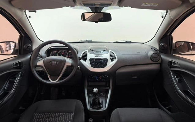 imagem-https://www.socarrao.com.br/sc-vehicle-images-prod/4388599/1792765477383-8504933_18_B_f45f878506.jpeg