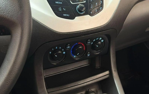 imagem-https://www.socarrao.com.br/sc-vehicle-images-prod/4388599/1792765477417-8504933_16_B_015202abd0.jpeg