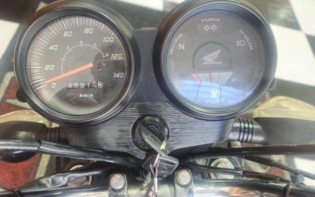 imagem-https://www.socarrao.com.br/sc-vehicle-images-prod/4388736/1792603538293-8577109_4_B_b2c4956045.jpeg