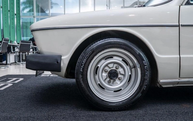 imagem-https://www.socarrao.com.br/sc-vehicle-images-prod/4388783/1792765847982-7758835_0_B_63b16e36ab.jpeg