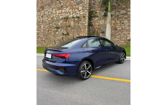 imagem-https://www.socarrao.com.br/sc-vehicle-images-prod/4388800/1792413040290-6_041921.jpg