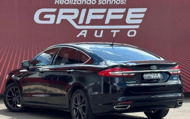 imagem-https://www.socarrao.com.br/sc-vehicle-images-prod/4388862/1792504108887-8576187_5_B_903163e8a6.jpeg