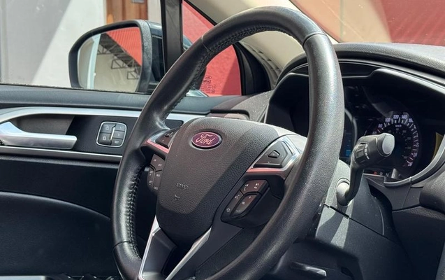 imagem-https://www.socarrao.com.br/sc-vehicle-images-prod/4388862/1792504108892-8576187_7_B_8a4d24de57.jpeg
