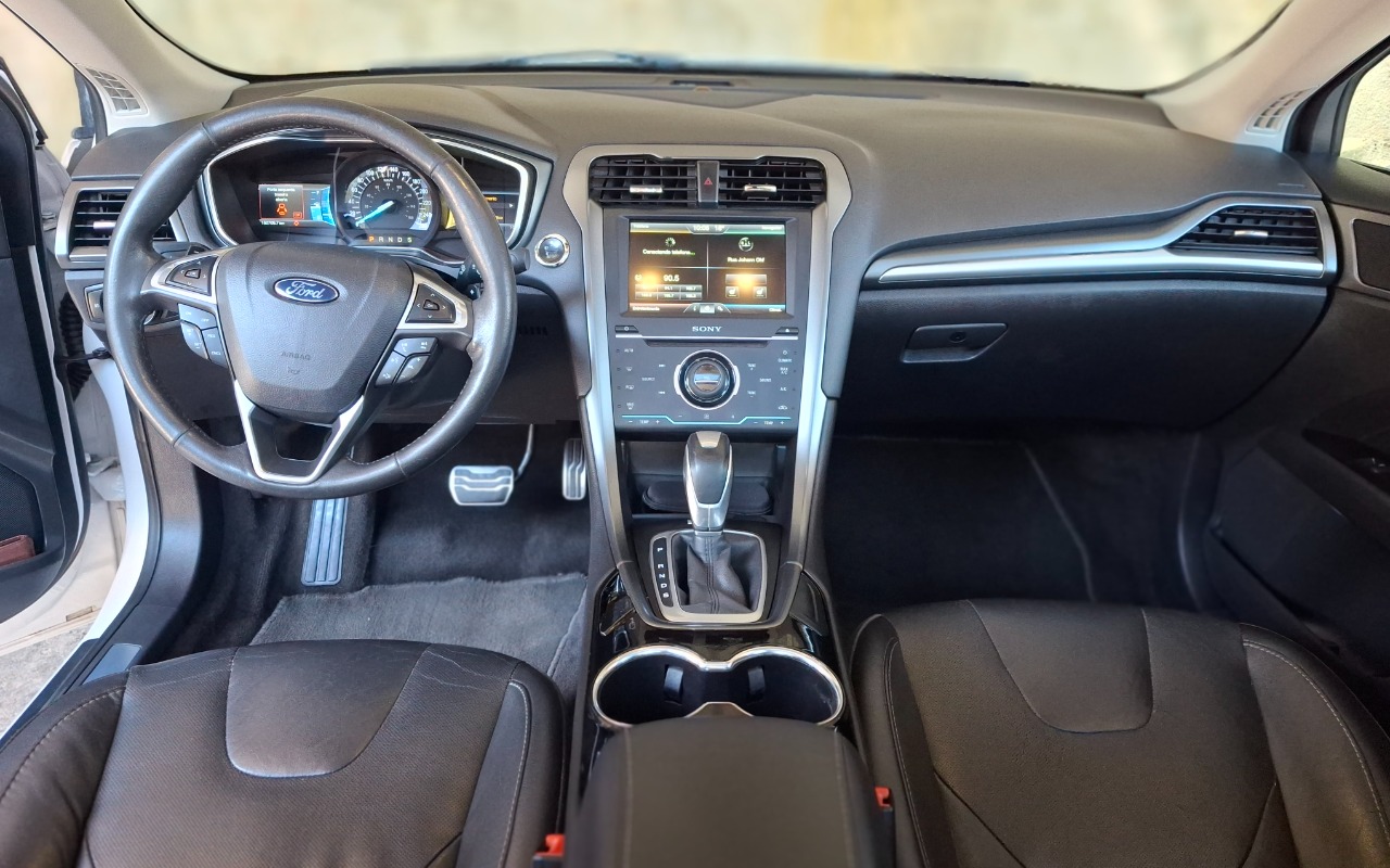 imagem-https://www.socarrao.com.br/sc-vehicle-images-prod/4388867/1792413658284-MjAyNjEwMThfMTAwNzEyLmpwZw.jpg