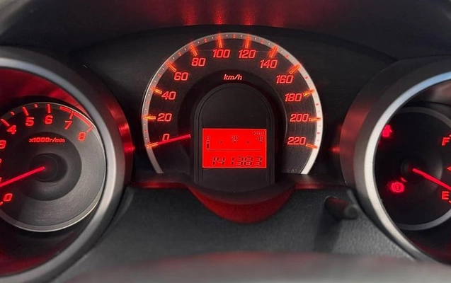 imagem-https://www.socarrao.com.br/sc-vehicle-images-prod/4389142/1792413846852-8563596_9_B_120959d14d.jpeg
