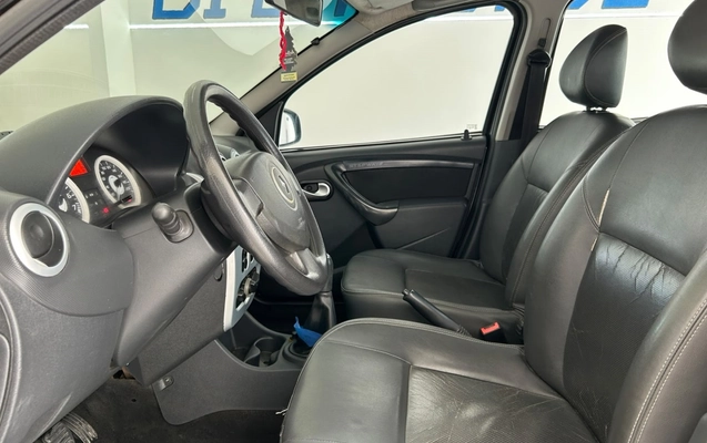 imagem-https://www.socarrao.com.br/sc-vehicle-images-prod/4389317/1792414232036-10_094948.jpg
