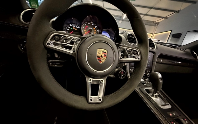 imagem-https://www.socarrao.com.br/sc-vehicle-images-prod/4389426/1792414472810-18_100955.jpg