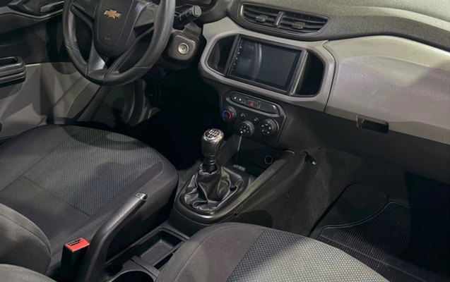 imagem-https://www.socarrao.com.br/sc-vehicle-images-prod/4389556/1792414817016-V2hhdHNBcHAgSW1hZ2UgMjAyNi0xMC0xOSBhdCA5LjQ2LjIyIEFNICg1KS5qcGVn.jpeg