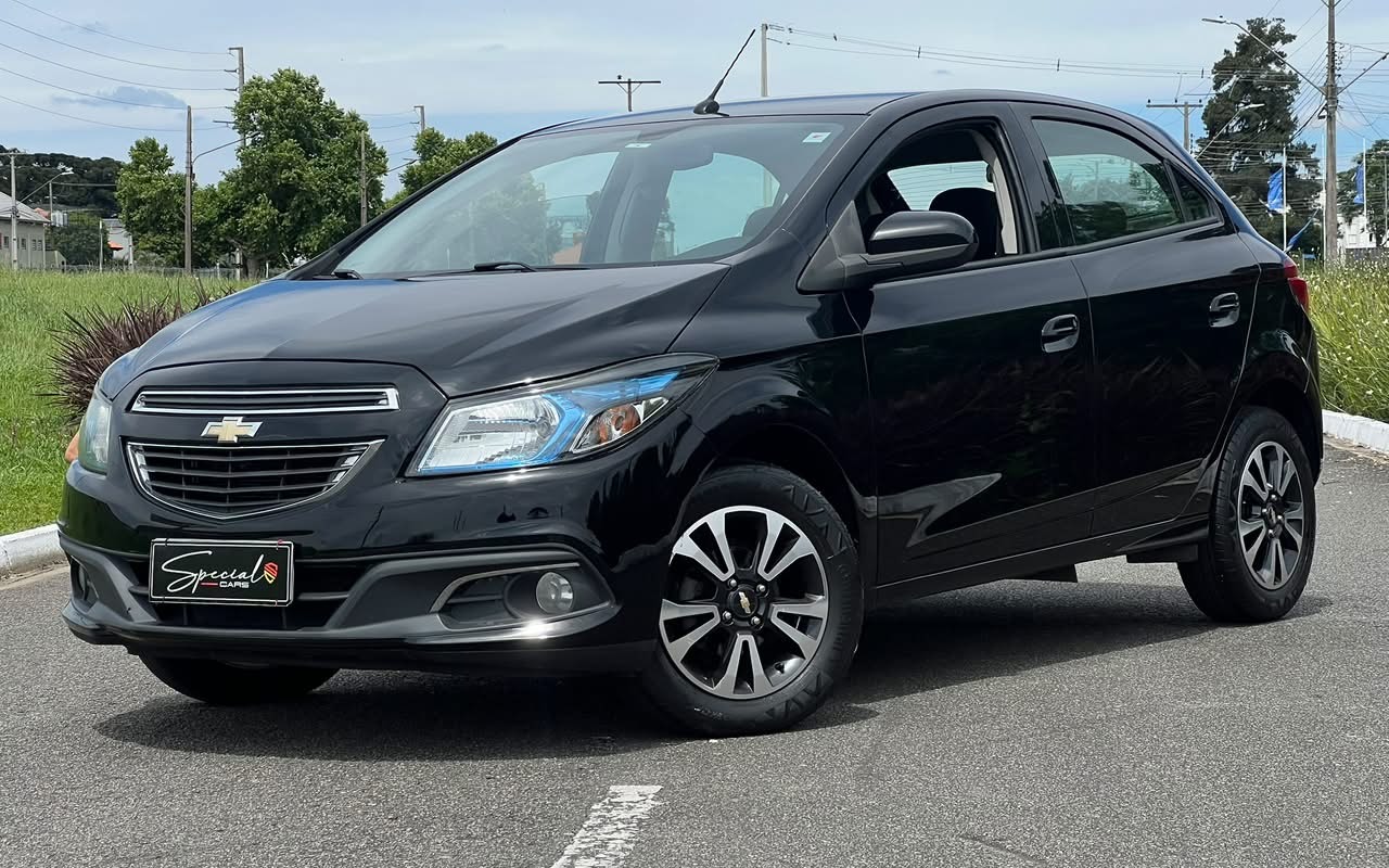imagem-https://www.socarrao.com.br/sc-vehicle-images-prod/4389851/1792415686849-V2hhdHNBcHAgSW1hZ2UgMjAyNi0xMC0xOCBhdCAxMC4zOC4yMy5qcGVn.jpeg