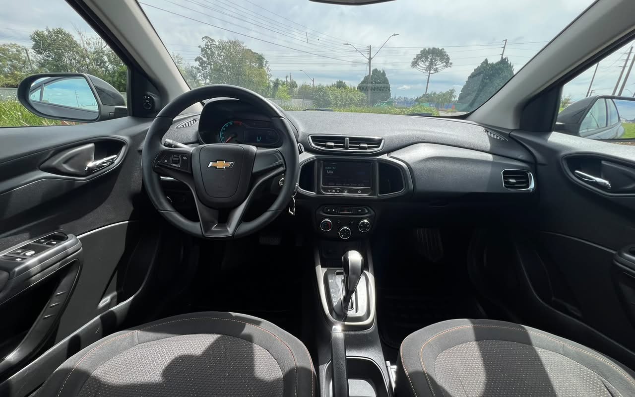 imagem-https://www.socarrao.com.br/sc-vehicle-images-prod/4389851/1792415687592-V2hhdHNBcHAgSW1hZ2UgMjAyNi0xMC0xOCBhdCAxMC4zOC4zMSAoMSkuanBlZw.jpeg