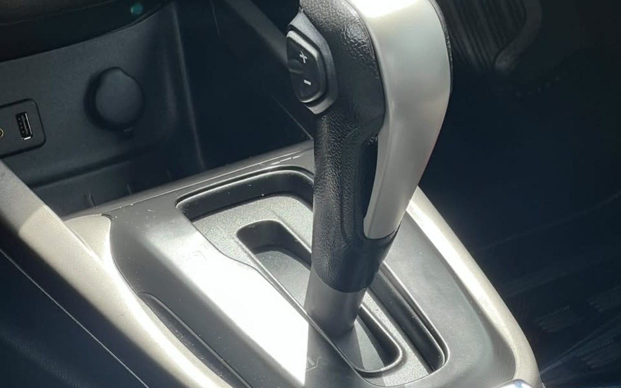imagem-https://www.socarrao.com.br/sc-vehicle-images-prod/4389851/1792415687664-V2hhdHNBcHAgSW1hZ2UgMjAyNi0xMC0xOCBhdCAxMC4zOC4zMS5qcGVn.jpeg