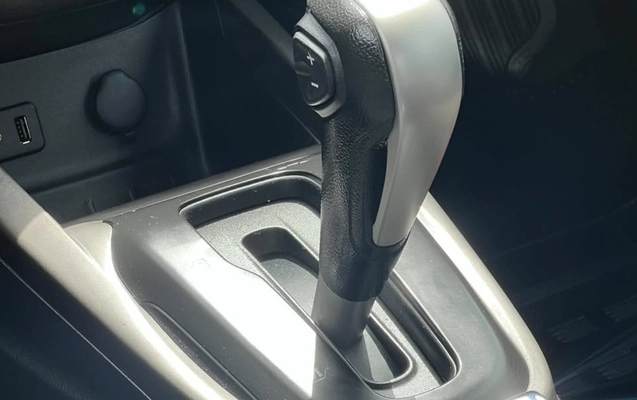 imagem-https://www.socarrao.com.br/sc-vehicle-images-prod/4389851/1792415687664-V2hhdHNBcHAgSW1hZ2UgMjAyNi0xMC0xOCBhdCAxMC4zOC4zMS5qcGVn.jpeg