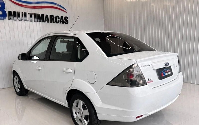 imagem-https://www.socarrao.com.br/sc-vehicle-images-prod/4389872/1792415756649-8539586_17_B_074ff71ac9.jpeg