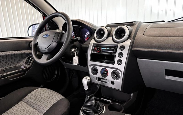 imagem-https://www.socarrao.com.br/sc-vehicle-images-prod/4389872/1792415756653-8539586_9_B_05d56da848.jpeg