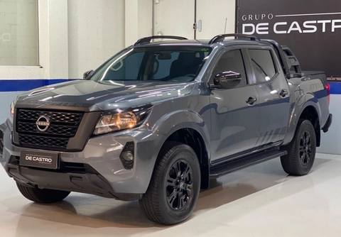 Nissan Frontier 2024 Cinza — foto 1 de 3