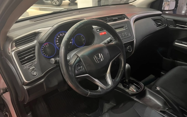 imagem-https://www.socarrao.com.br/sc-vehicle-images-prod/4390015/1792416138489-A9NJ2MkooZE5Xf3Fu6X3h68YMHr7FSOl.jpg