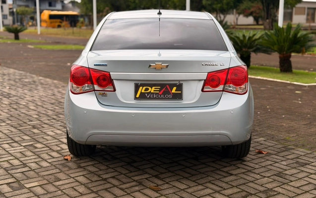 imagem-https://www.socarrao.com.br/sc-vehicle-images-prod/4390439/1792417131647-2794680c98024fb3b06b8fdb926c35ef_1792417041163.jpg