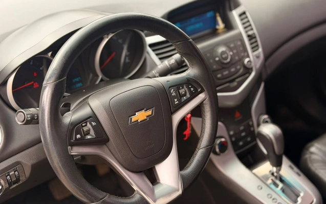 imagem-https://www.socarrao.com.br/sc-vehicle-images-prod/4390439/1792417131649-4042e33edbbe47659c76bcd4e37a2a98_1792417041175.jpg