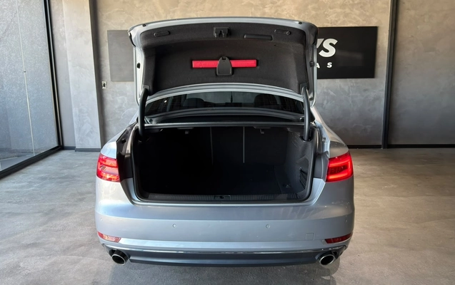 imagem-https://www.socarrao.com.br/sc-vehicle-images-prod/4390772/1792417868437-2bd8d243-5db6-4081-bcdd-307fb86fb5dc.jpg