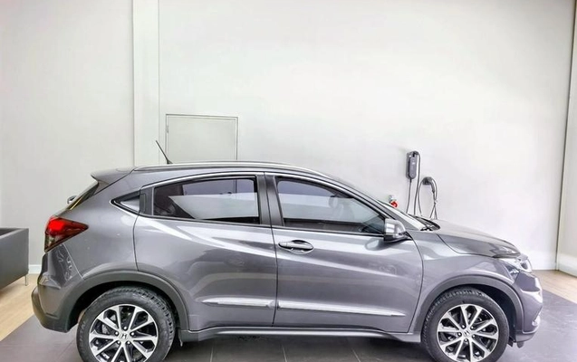 imagem-https://www.socarrao.com.br/sc-vehicle-images-prod/4390968/1792418383710-8578679_6_B_1986716f3f.jpeg