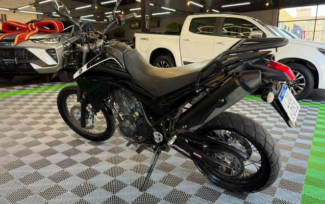 imagem-https://www.socarrao.com.br/sc-vehicle-images-prod/4391093/1792418674855-8583285_12_B_dc973024a4.jpeg