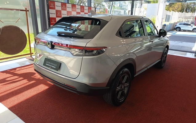 imagem-https://www.socarrao.com.br/sc-vehicle-images-prod/4391121/1792418730587-xmVkMFxP7Ibqw88QLNTbzcTvALm5XRcU.jpg