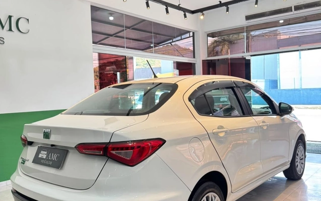 imagem-https://www.socarrao.com.br/sc-vehicle-images-prod/4391147/1792418810305-4ae27fb23c8c46f5b95ae733eeac40b9_1792418694707.jpg