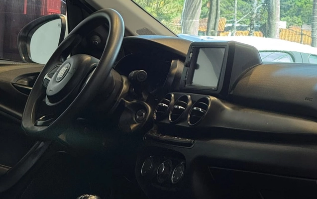 imagem-https://www.socarrao.com.br/sc-vehicle-images-prod/4391147/1792418810310-5753e26d2b924d5faeb5c535913c907c_1792418694729.jpg