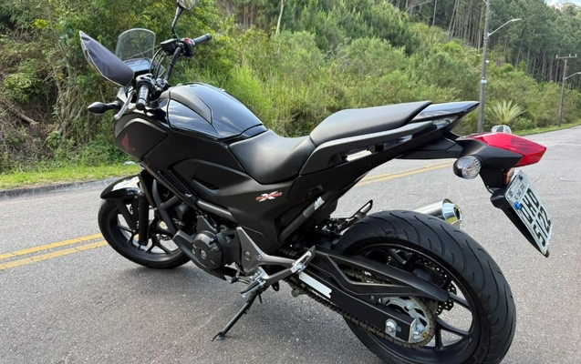 imagem-https://www.socarrao.com.br/sc-vehicle-images-prod/4391210/1792524585460-gb-ddb2db9.jpeg