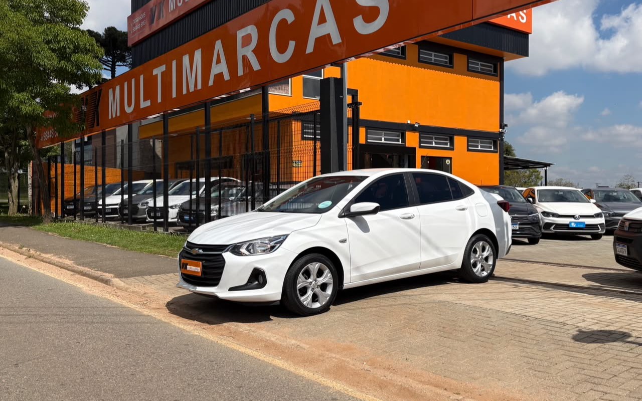 Chevrolet Onix 2023 Branco — foto 1 de 3