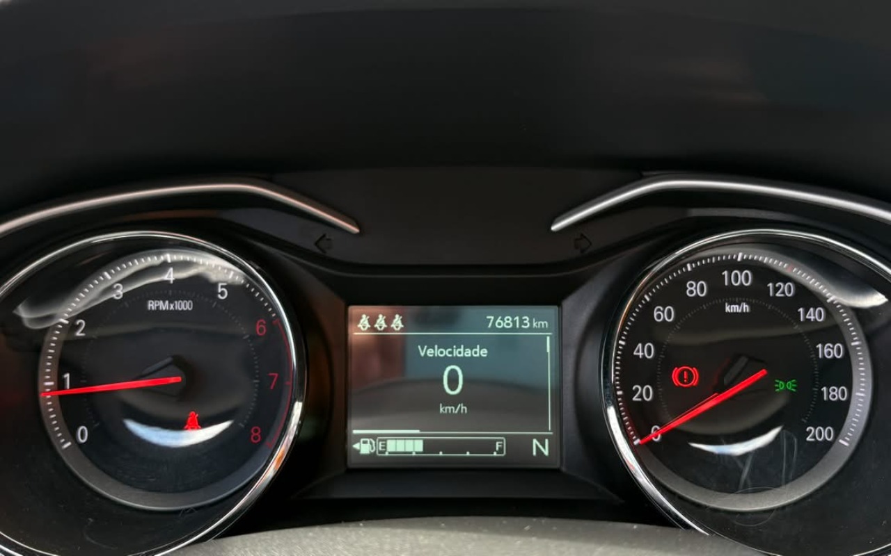 imagem-https://www.socarrao.com.br/sc-vehicle-images-prod/4391232/1792419053301-V2hhdHNBcHAgSW1hZ2UgMjAyNi0xMC0xOSBhdCAxMC4wMC4yOSAoMSkuanBlZw.jpeg