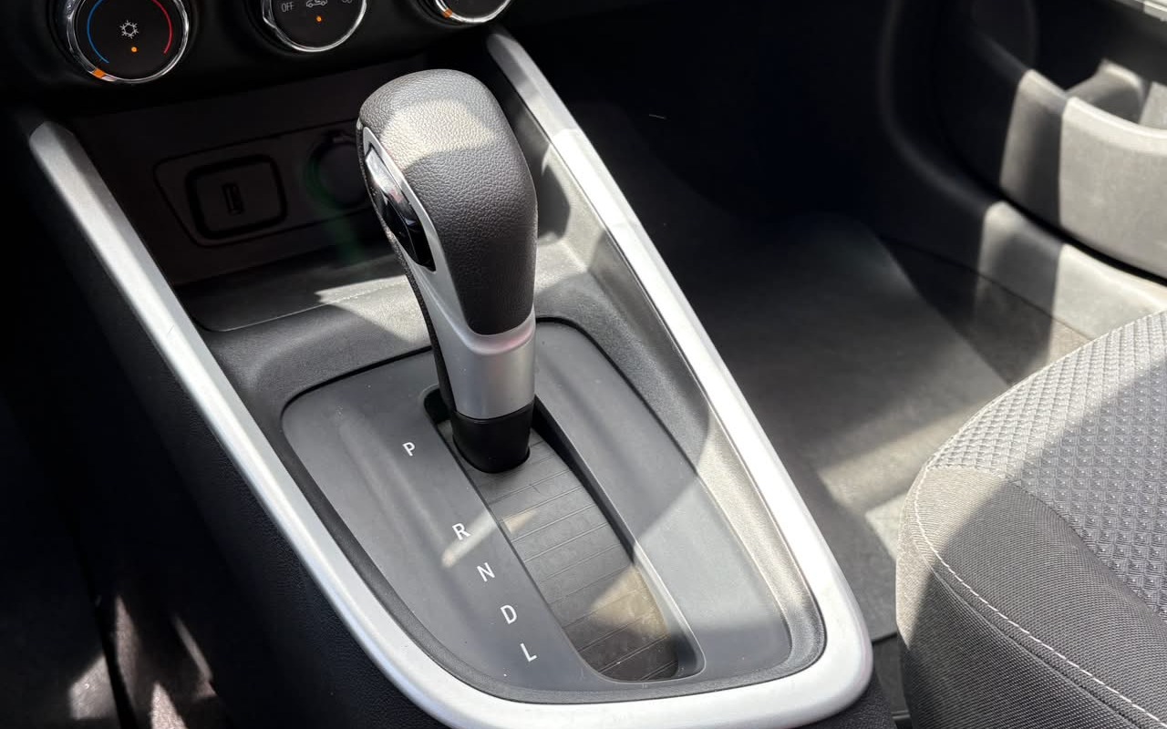 imagem-https://www.socarrao.com.br/sc-vehicle-images-prod/4391232/1792419053838-V2hhdHNBcHAgSW1hZ2UgMjAyNi0xMC0xOSBhdCAxMC4wMC4zMy5qcGVn.jpeg