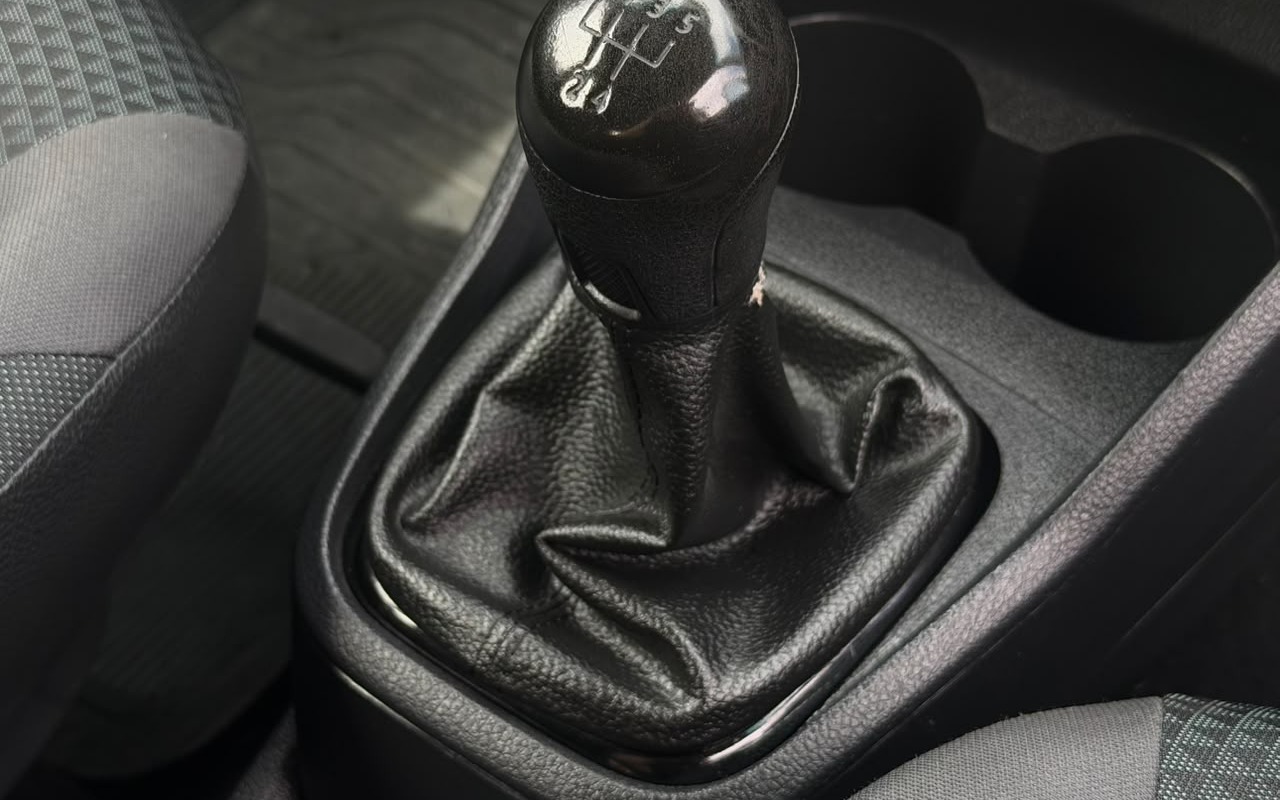 imagem-https://www.socarrao.com.br/sc-vehicle-images-prod/4391466/1792419874558-V2hhdHNBcHAgSW1hZ2UgMjAyNi0xMC0xNyBhdCAxNS40My4yOCAoMSkuanBlZw.jpeg