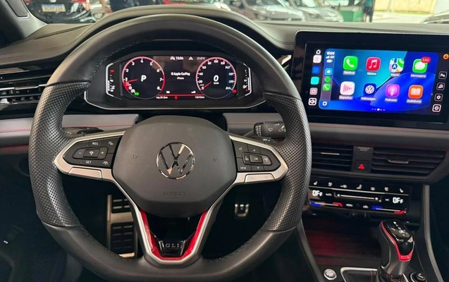 imagem-https://www.socarrao.com.br/sc-vehicle-images-prod/4391481/1792435898510-8582393_10_B_783905f66e.jpeg