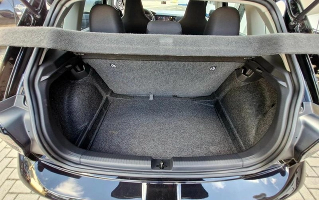 imagem-https://www.socarrao.com.br/sc-vehicle-images-prod/4391482/1792423136827-7906064_18_B_51bd941e72.jpeg