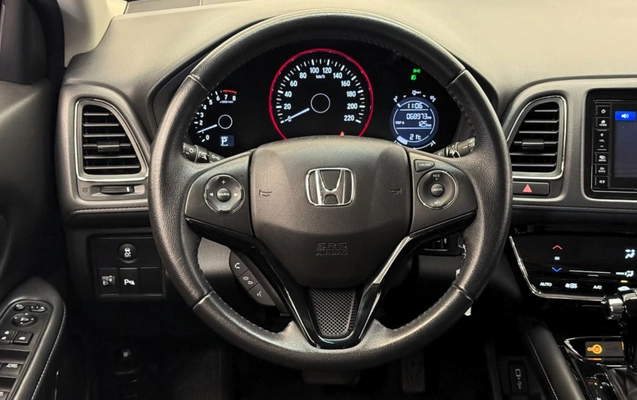 imagem-https://www.socarrao.com.br/sc-vehicle-images-prod/4391570/1792420243445-93cb7aef5cb143b1b3a16ef08c88d707_1792249786561.jpg
