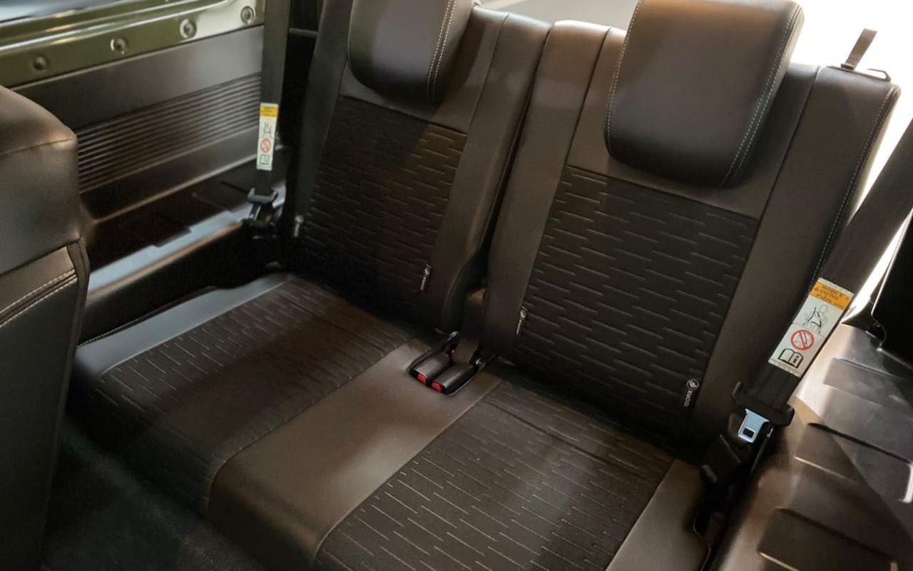 imagem-https://www.socarrao.com.br/sc-vehicle-images-prod/4391571/1792420252430-U1VaVUtJIEpJTU5ZIFNJRVJSQSA0WU9VUCAtIDIwMjUgLSBWRVJERSAtIEFZTzVGNDQgKDE2KS5qcGc.jpg