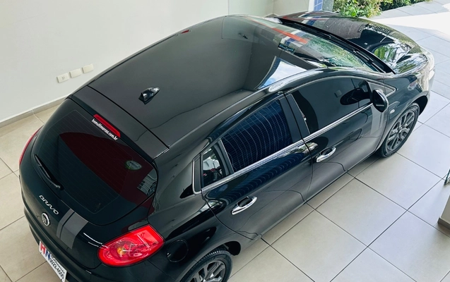 imagem-https://www.socarrao.com.br/sc-vehicle-images-prod/4391765/1792595386340-MzRkLmpwZWc.jpeg
