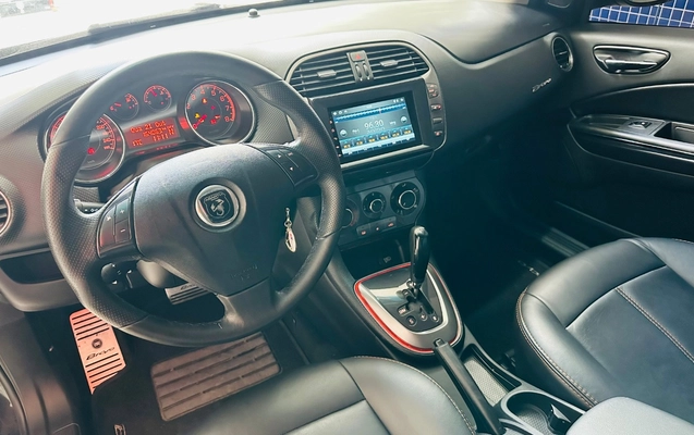 imagem-https://www.socarrao.com.br/sc-vehicle-images-prod/4391765/1792595386445-MzRpLmpwZWc.jpeg