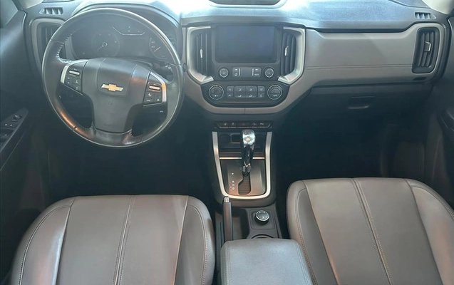 imagem-https://www.socarrao.com.br/sc-vehicle-images-prod/4391840/1792423557360-2240178f-ae26-4be2-abf6-46107d9e927e20260820100232.jpeg