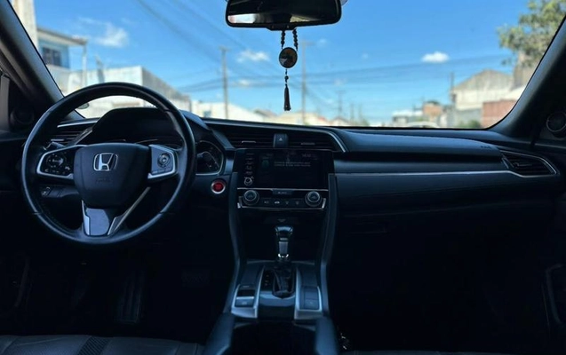 imagem-https://www.socarrao.com.br/sc-vehicle-images-prod/4391947/1792432560759-8577988_5_B_a6b46e9059.jpeg