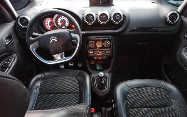 imagem-https://www.socarrao.com.br/sc-vehicle-images-prod/4391963/1792422332770-8568252_7_B_148b0989af.jpeg